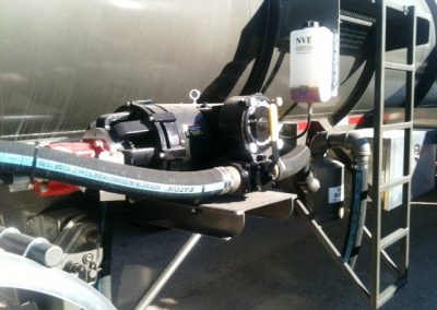 140bbl-ultra-lite-vacuum-trailer-vac-pump